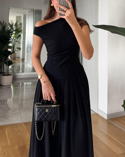 Elegant Shoulder Pleated Dress